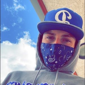 Meet your Posher, Robert